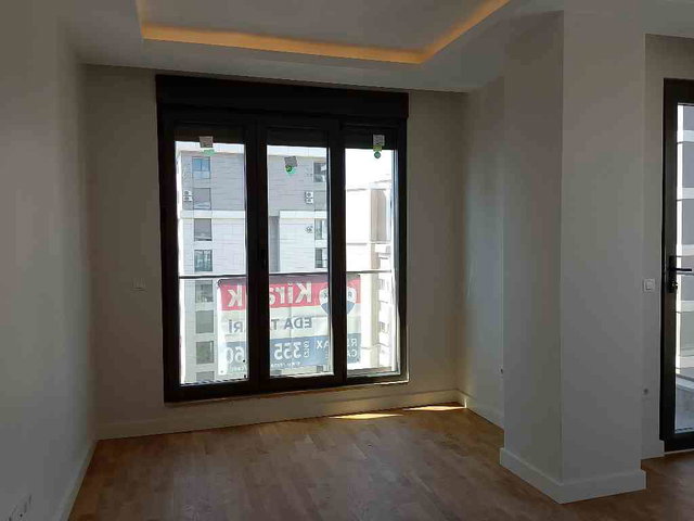 BAĞDAT CADDESİ SAHİL PARSELİNDE