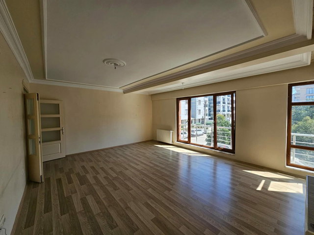 YALOVA REMAX'DAN İSMETPAŞA MAH. KİRALIK 3+1 ARA KAT DAİRE