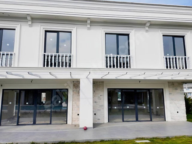 TURNASUYUNDA DENİZE 100 M MESAFEDE SAKİN VE LÜKS BİR YAŞAM İÇİN