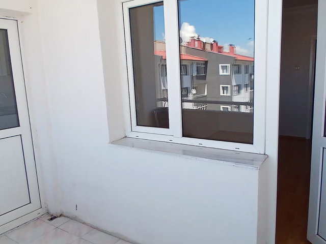 REMAX İLKE'DEN HİLALKENT PARLAK EVLERDE 3+1 ARAKAT SATILIK DAİRE