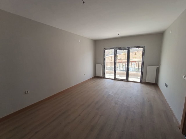 ÇAMURLU MAHALLESİNDE 3+1 KİRALIK DAİRE
