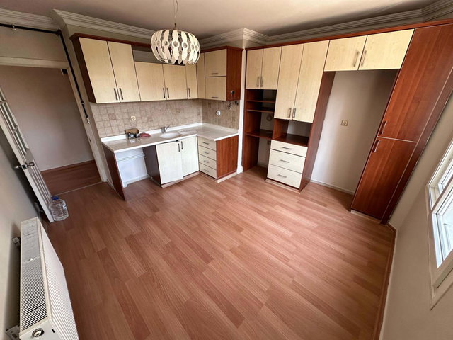 REMAX TOROS'TAN YENİŞEHİR'DE DOĞALGAZLI KİRALIK GENİŞ 3+1