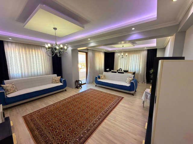 RE/MAX İNCİ'DEN MALTEPE MAH. AYŞEGÜL SİTESİ’NDE 3+1 SATILIK DAİRE