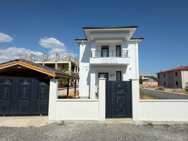 REMAX DEM'DEN DEMİRKENT MAH. LÜKS 2 KATLI BUTİK VİLLA VE ARSASI