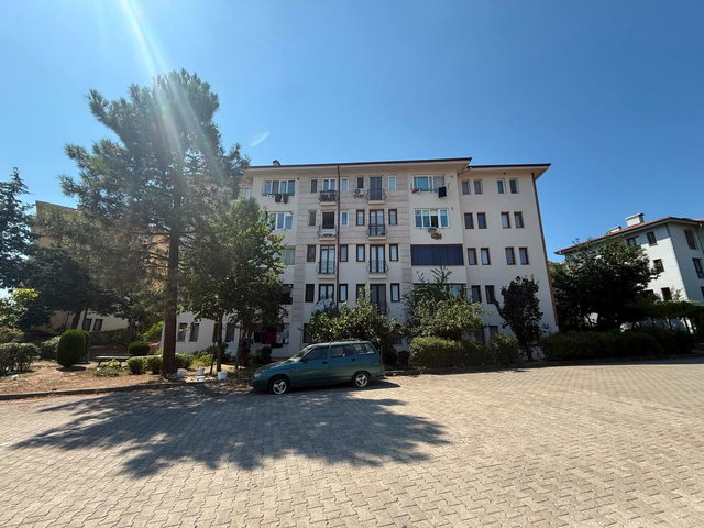 ÇAMLIEVLER KALICI KONUTLAR DA 3+1 ARA KAT DAİRE