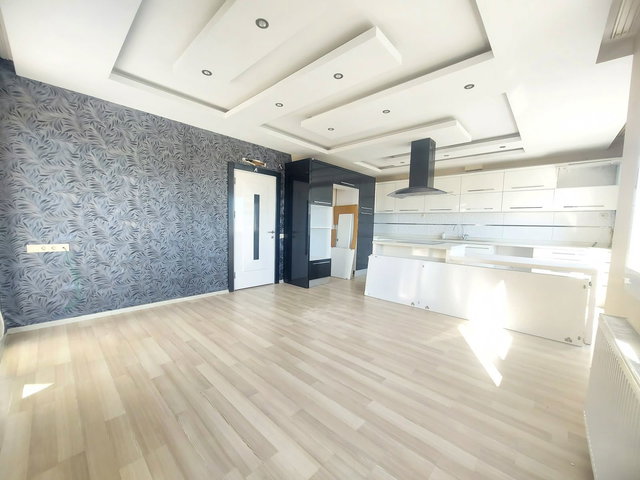 REMAX RİNA'DAN CEMEVİ CİVARI 3+1 DAİRE