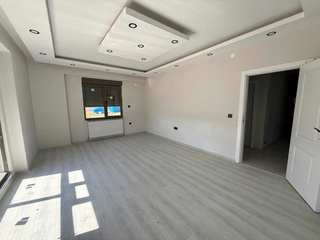 REMAX DEM'DEN SEYRİDEM KARŞISI PANJURLU 2.5+1 SATILIK LÜKS DAİRE