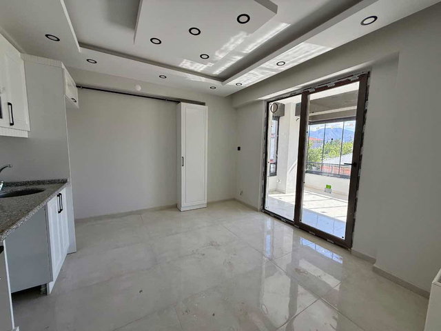 REMAX DEM'DEN SEYRİDEM KARŞISI PANJURLU 2.5+1 SATILIK LÜKS DAİRE
