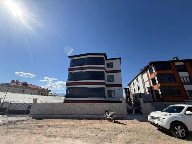 REMAX DEM'DEN SEYRİDEMPARK KARŞISI SATILIK 2+1 FUL DOLU DAİRE