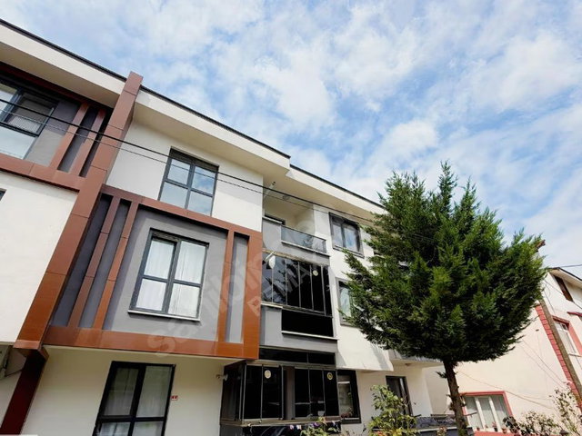 RE/MAX DIADAN CUMHURİYET MAHALLESİNDE FERAH 3+1 KİRALIK DAİRE