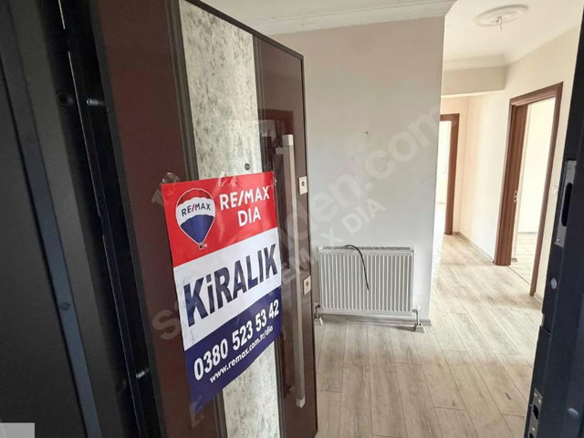 RE/MAX DIADAN CUMHURİYET MAHALLESİNDE FERAH 3+1 KİRALIK DAİRE