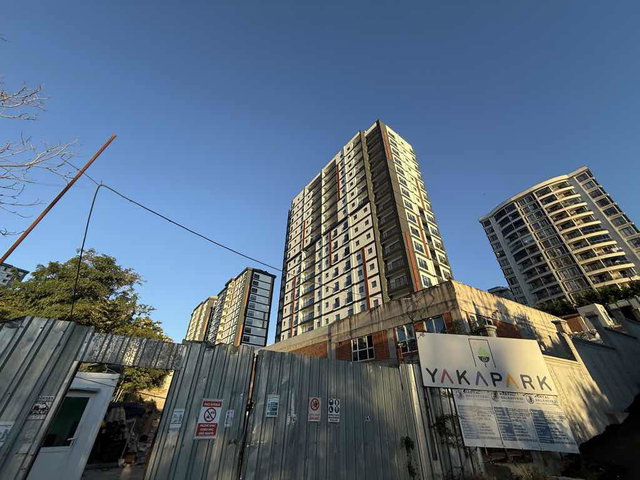 YAKAPARK’TA AYDOS ORMANINA KOMŞU, PRESTİJLİ SİTEDE 3+1 DAİRE