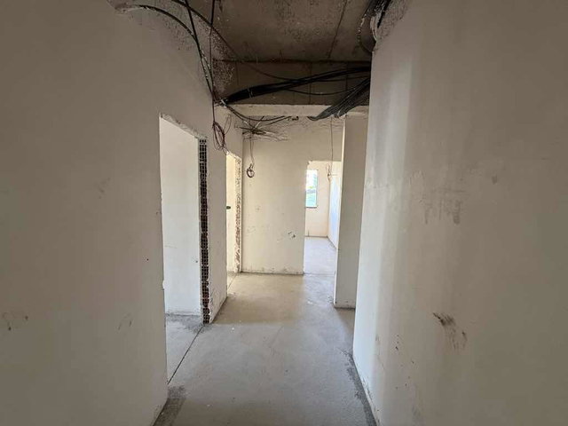 YAKAPARK’TA AYDOS ORMANINA KOMŞU, PRESTİJLİ SİTEDE 3+1 DAİRE