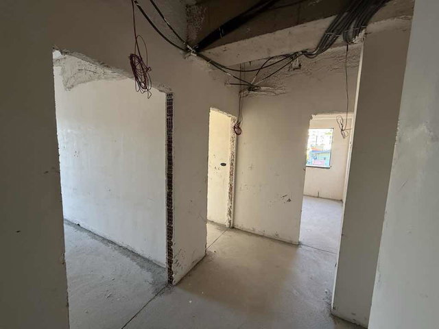 YAKAPARK’TA AYDOS ORMANINA KOMŞU, PRESTİJLİ SİTEDE 3+1 DAİRE
