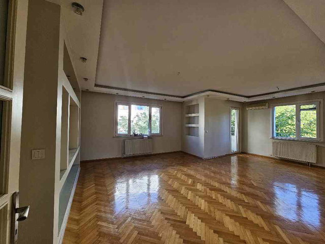 MÜTHİŞ KONUM BOYALI 145 M² NET 3+1 BALKONLU