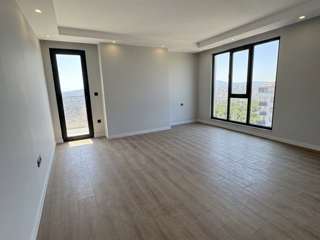 REMAX KUZEY OĞUZ’DAN ÇEKMEKÖY TAŞDELEN’DE SATILIK 2+1 LÜX DAİRELER