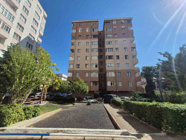 MALTEPE ALTAYÇEŞME'DE SOYKENT SİTESİ'NDE 3+1, 7. KAT, OTOPARKLI SATILIK DAİRE
