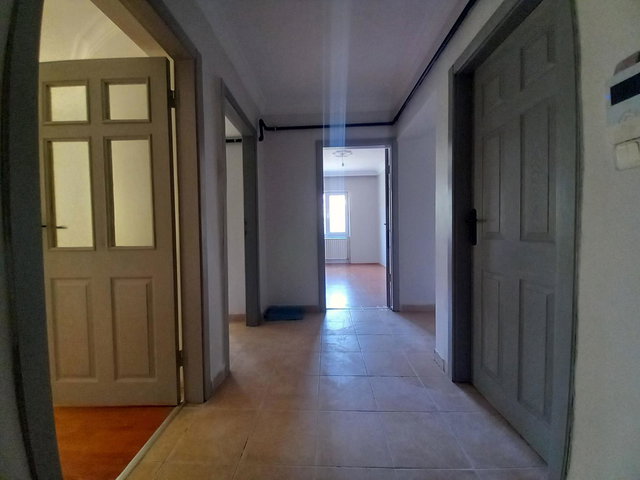 TUZLUÇAYIR MERKEZİ LOKASYONDA KİRALIK 2+1 DAİRE