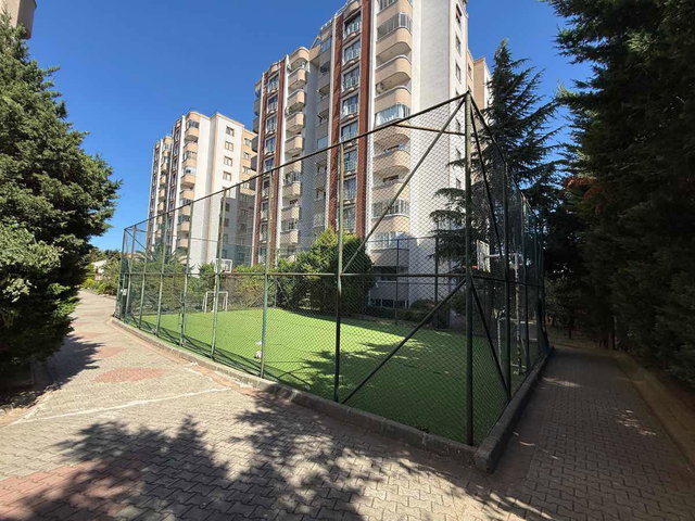 BİLGEN KONUTLARINDA GÜNEY CEPHE DENİZ MANZARALI ARAKAT 3+1 DAİRE