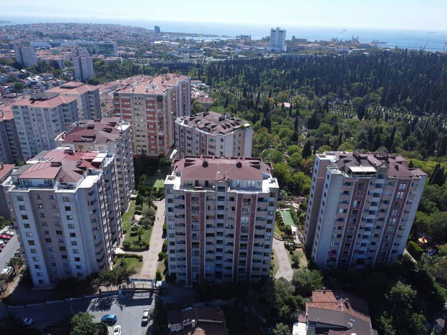 BİLGEN KONUTLARINDA GÜNEY CEPHE DENİZ MANZARALI ARAKAT 3+1 DAİRE