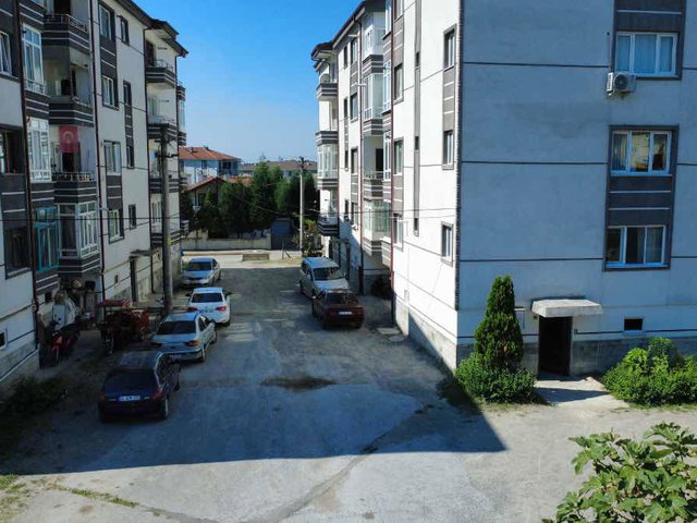 HENDEK YENİMAHALLEDE YÜKSEK ARSA PAYLI, 3+1 SATILIK DAİRE