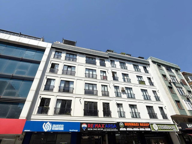 ÜMRANIYE ÇARŞIDA SANTRAL VE METROYA BIRKAÇ ADIM FIRSAT DAIRE