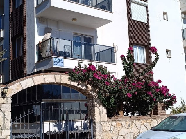 HİSAR MAHALLESİNDE HAVUZLU GENİŞ TERASLI EŞYALI 1+1 DAİRE