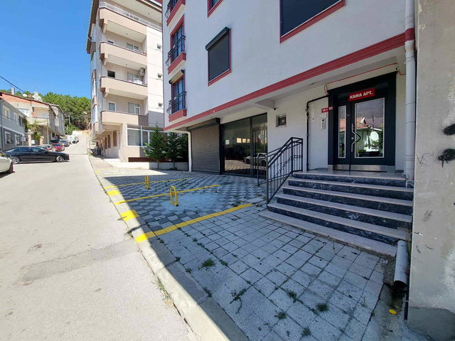SULTANBEYLİ TURGUT REİS MAHALLESİNDE SATILIK 4+1 DUBLEKS DAİRE