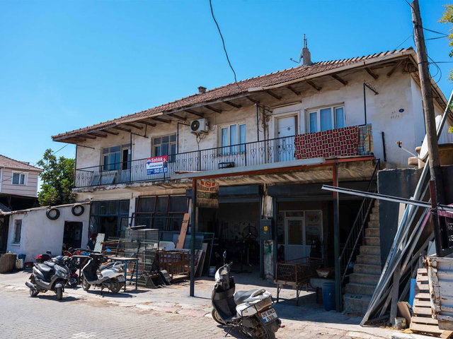 MENDERES OĞLANANASI’NDA 2 ADET 3+1 EV | 2 ADET DÜKKAN