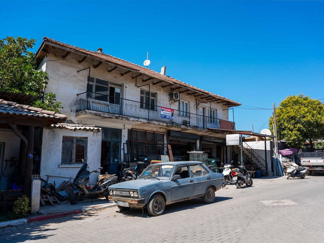 MENDERES OĞLANANASI’NDA 2 ADET 3+1 EV | 2 ADET DÜKKAN