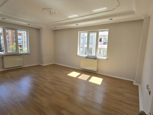 *AFYONKARAHİSAR GAZİ MAH. BERRA SİTESİ 120 M² 3+1 SATILIK DAİRE*