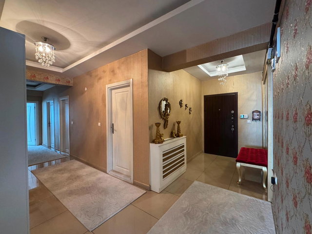 DEREBAHÇE'DE PRESTİJLİ SİTEDE FİYAT AVANTAJLI SATILIK 3+1 DAİRE