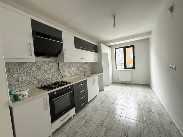 REMAX İLKE'DEN MEMURSEN KONUTLARI'NDA 3+1 KİRALIK DAİRE