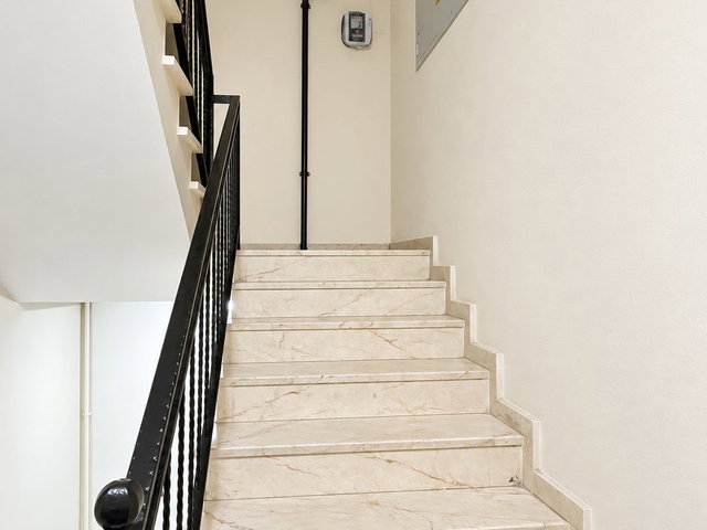 KAYNARCA’DA MERKEZİ KONUMDA BAKIMLI 2+1 DAİRE