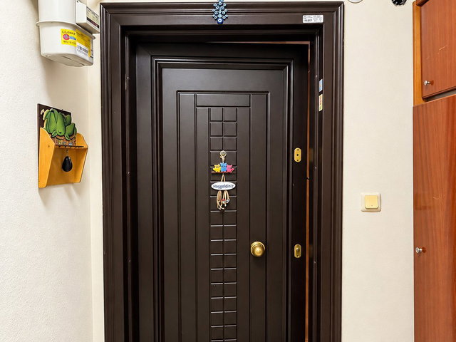 KAYNARCA’DA MERKEZİ KONUMDA BAKIMLI 2+1 DAİRE