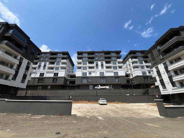 BULVARA CEPHE | SITE İÇERISINDE | MANZARALI KIRALIK 2+0 DAIRE