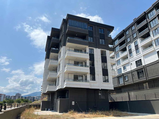 BULVARA CEPHE | SITE İÇERISINDE | MANZARALI KIRALIK 2+0 DAIRE