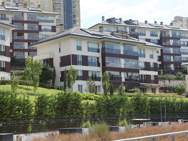 FUAYE UZMANI EZGİ'DEN-AZ KATLI 2+1 DENIZ MANZARALI-KAPALI BALKON-EMSALSIZ-TEK KIRALIK
