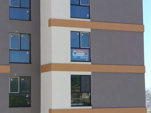 HER ODASI GÖL MANZARALI, KAVANYA KORU'DA 4+1 KIRALIK ARA KAT