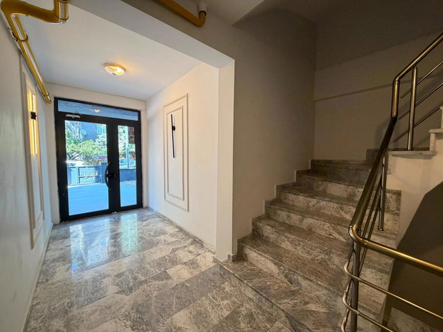 REMAX MOD'DAN İSMET İNÖNÜ 2 CADDESİNDE KİRALIK 2+1 DAİRE