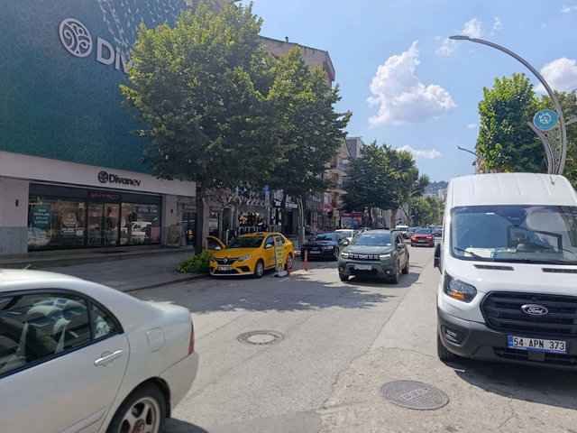 İZMİT KADIKÖY MAHALLESİ'NDE MERKEZİ KONUMDA 1+1 KİRALIK DAİRE