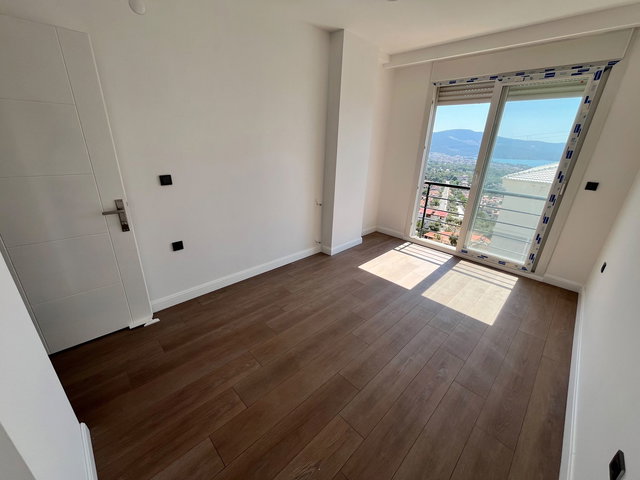 DİDİM’DE AKBÜK 2+1 BALKONLU DENİZ MANZARALI KREDİYE UYGUN..