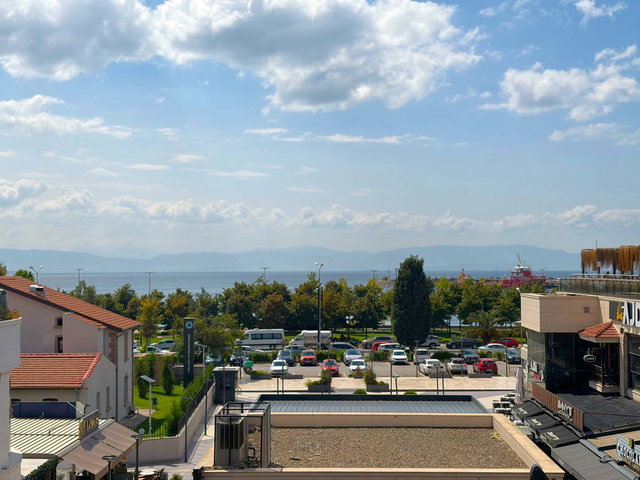 REMAX ASHİLL TUZLA VİAPORT AVM 'DE 1+1 KİRALIK REZİDANS DAİRE