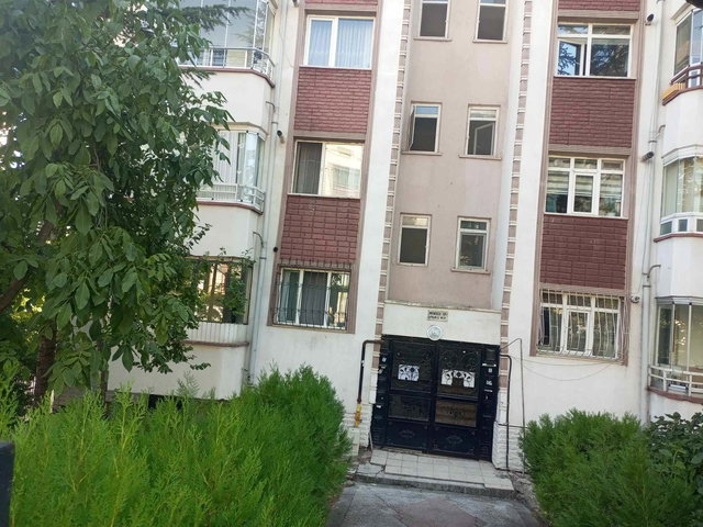 SERHAT MAH.’DE CADDE ÜZERİ SATILIK 3+1