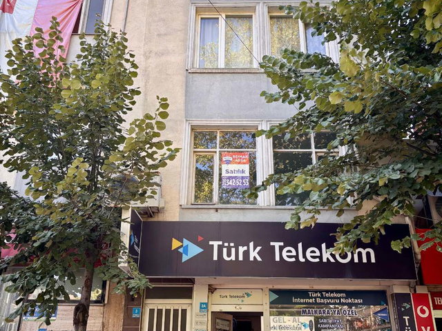 MALKARA MERKEZ'DE OFIS KULLANIMINA UYGUN SATILIK 1+1 DAIRE