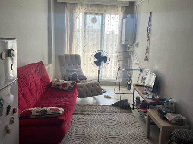 DEĞİRMENALTINDA OTURUMA HAZIR EŞYALI 1+1