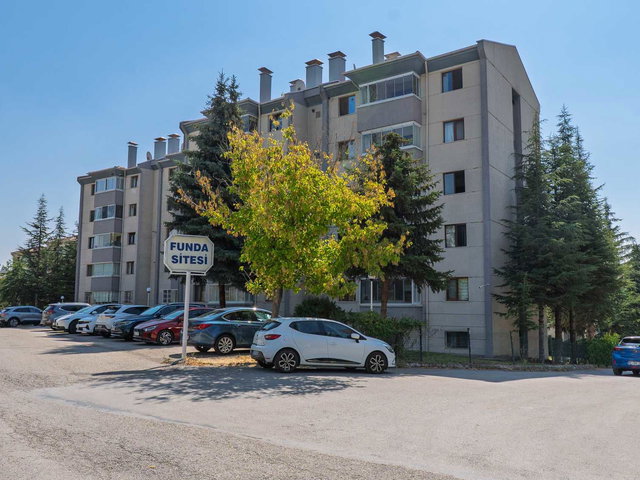 KORU METRO YAKINI FUNDA SİTESİ MANZARALI, YAPILI 3+1 SATILIK DAİRE