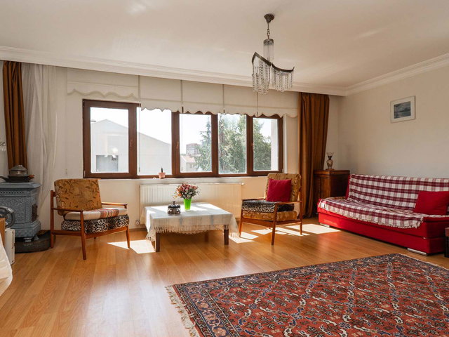 KORU METRO YAKINI FUNDA SİTESİ MANZARALI, YAPILI 3+1 SATILIK DAİRE