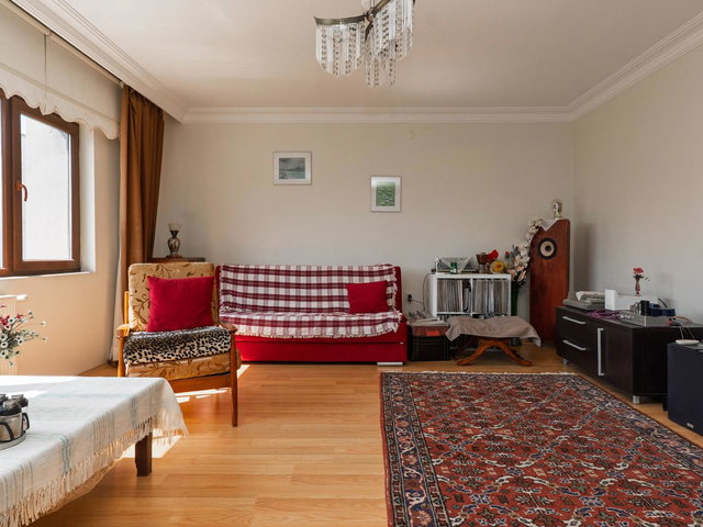 KORU METRO YAKINI FUNDA SİTESİ MANZARALI, YAPILI 3+1 SATILIK DAİRE