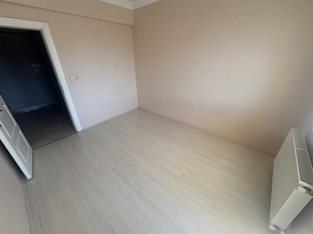 REMAX EFFECT ' TEN TEPECİKLER MAH. GENİŞ 2+1 KİRALIK DAİRE